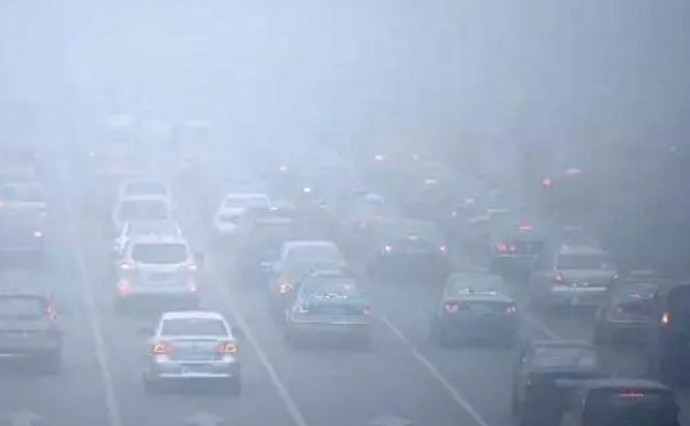 霧霾天氣開(kāi)車(chē)一定要注意以下幾點(diǎn)！